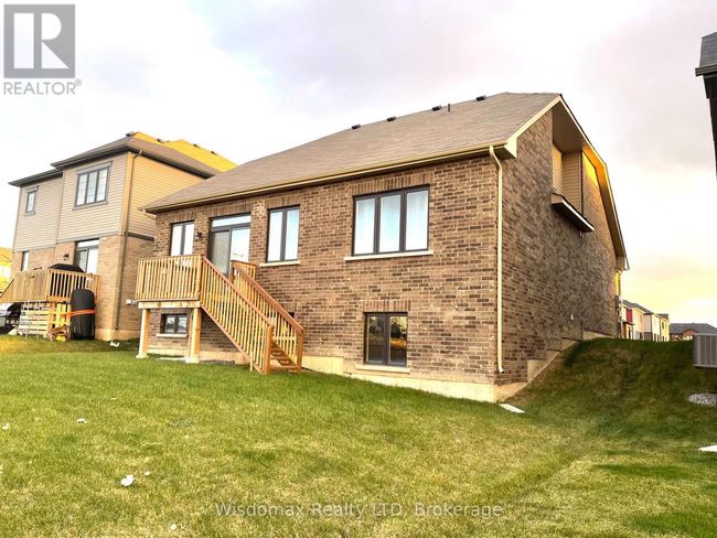 6 Explorer Way, House other with 3 bedrooms, 3 bathrooms and 2 parking in Thorold (Rolling Meadows) ON | Image 32