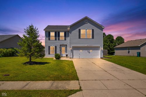 640 Streamside Dr, Greenfield, IN, 46140-7169 | Card Image