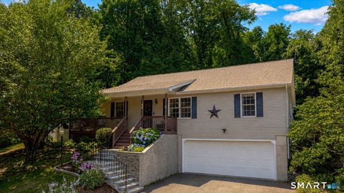 35 Linda Ct, Meriden, CT, 06450-3473 | Card Image