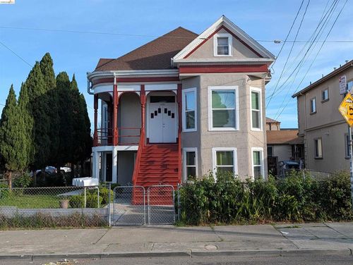 1086 66th St, Oakland, CA, 94608-1277 | Card Image