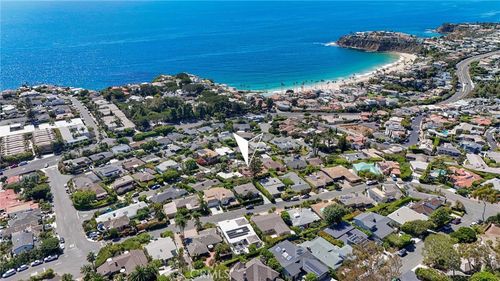 1640 Hillcrest Dr, Laguna Beach, CA, 92651 | Card Image