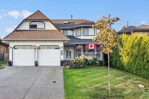 19113 62a Ave, Surrey, BC, V3S8C6 | Card Image