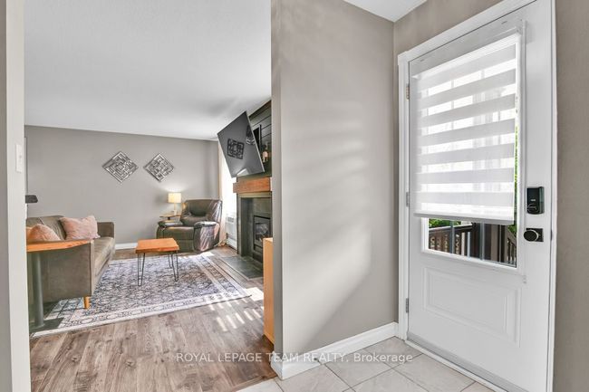 1 - 5 Timberview Way, Condo with 2 bedrooms, 3 bathrooms and 1 parking in Nepean ON | Image 7