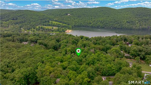 76 Candle Hill Rd, New Fairfield, CT, 06812-2416 | Card Image