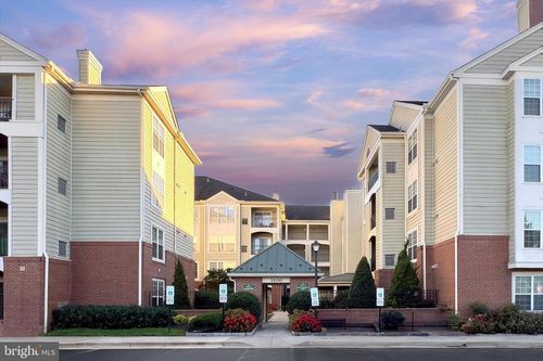 apt-10-1100 Quaker Hill Dr, ALEXANDRIA, VA, 22314-4758 | Card Image