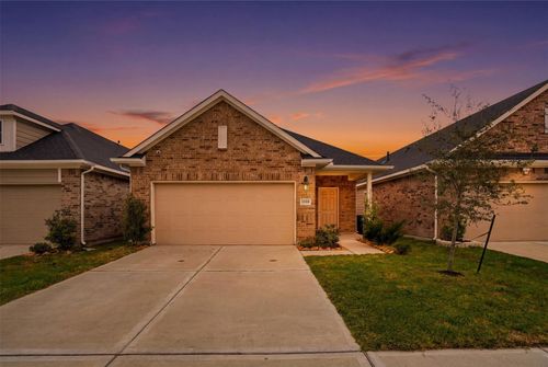 11818 Beachberry Dr, Houston, TX, 77034-1567 | Card Image