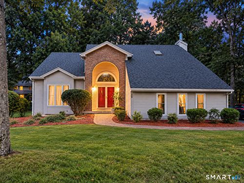 26 Merriman Rd, Windsor, CT, 06095-1015 | Card Image