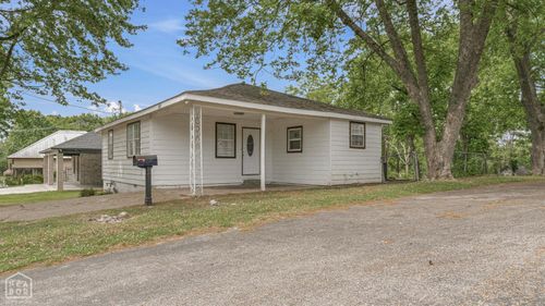411 N Fisher St, Jonesboro, AR, 72401-2150 | Card Image