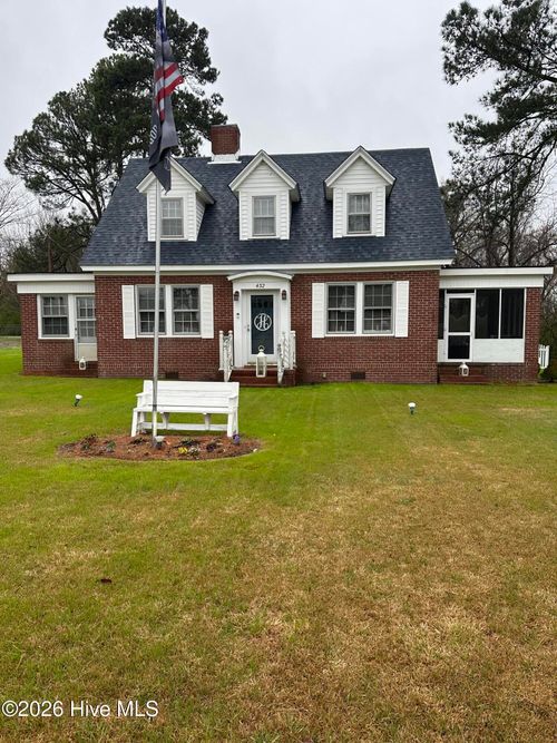 432 E Main St, Conway, NC, 27820-9590 | Card Image