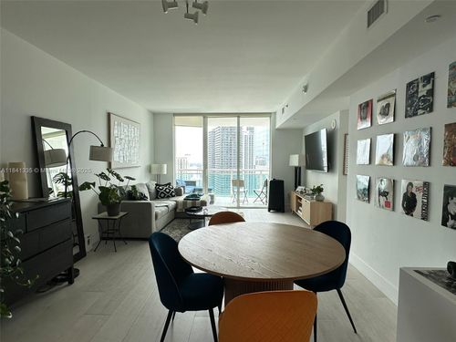 apt-3500-950 Brickell Bay Dr, Miami, FL, 33131-3957 | Card Image