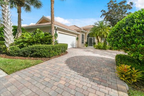 8297 Se Angelina Ct, Hobe Sound, FL, 33455-8948 | Card Image