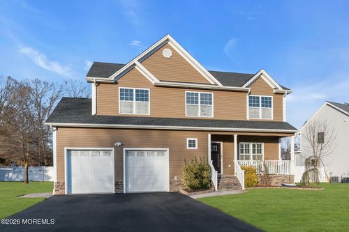 4 Conor Ct, Bayville, NJ, 08721-2550 | Card Image