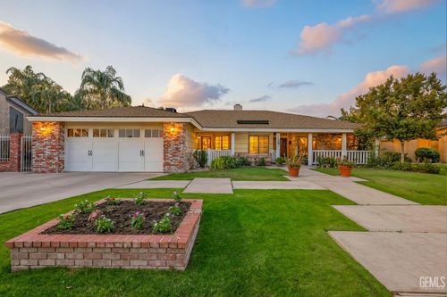 7108 Wilford Ct, Bakersfield, CA, 93309-5442 | Card Image
