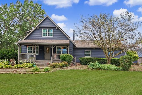 2375 Nazor Rd, Crestline, OH, 44827-9702 | Card Image