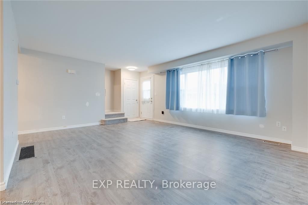 Residential Lease in Woodstock 3