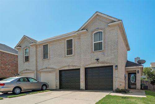 4022 Cottage Park Ct, Arlington, TX, 76013-8087 | Card Image