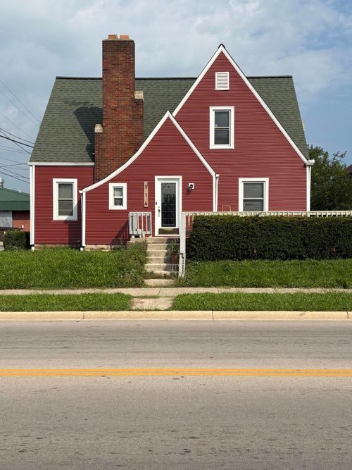 114 S Ash St, Celina, OH, 45822-2207 | Card Image