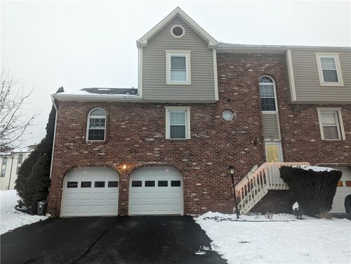 1145 Valleyview Dr, Lawrence, PA, 15055-1022 | Card Image