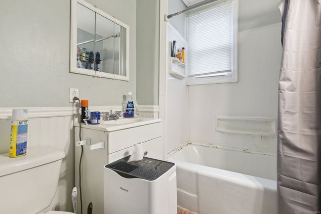 117 Bridge St, Home with 8 bedrooms, 3 bathrooms and null parking in Willimantic CT | Image 22