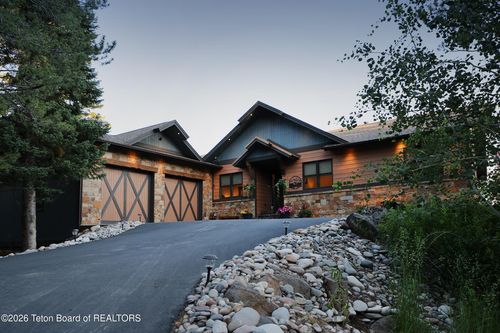 166 Aspen Ridge Trl, Alpine, WY, 83128 | Card Image