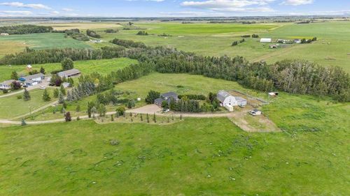 264166 Range Road 262, Rocky View County, AB, T4A2M9 | Card Image