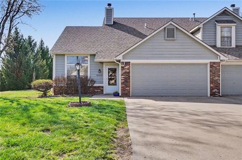 2235 Vail Way, Lawrence, KS, 66047-2343 | Card Image