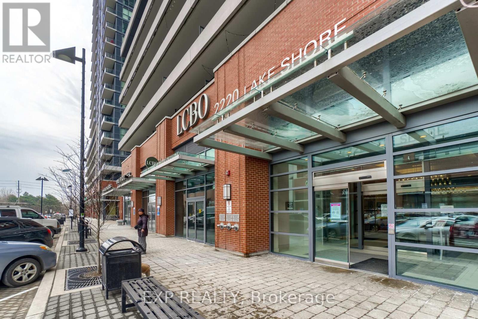 Residential Lease in Toronto (Mimico) 2