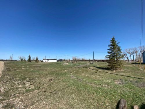 102 2 Ave Sw, Youngstown, AB, T0J3P0 | Card Image