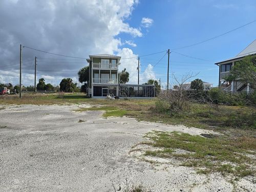 118 16th St, Mexico Beach, FL, 32456 | Card Image