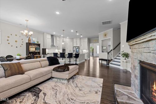 717 Lake Holding St, Wake Forest, NC, 27587-6860 | Card Image