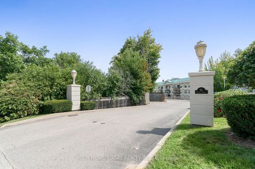 102-24 Chapel St, Georgetown, ON, L7G6A7 | Card Image