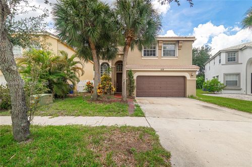 1218 Oakwater Dr, Royal Palm Beach, FL, 33411-6106 | Card Image