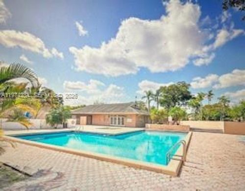 8f-1941 Nw 96th Ter, Pembroke Pines, FL, 33024-3026 | Card Image