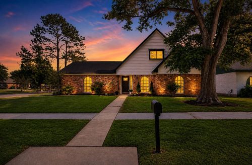 814 El Toro Lane, Houston, TX, 77062 | Card Image