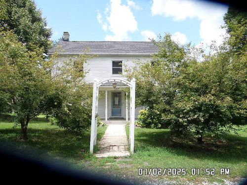 387 Newtown Rd, Buchanan, VA, 24066-5159 | Card Image