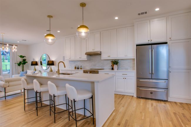 APT-504 - 7207 Gaston Ave, Condo with 2 bedrooms, 3 bathrooms and null parking in Dallas TX | Image 14