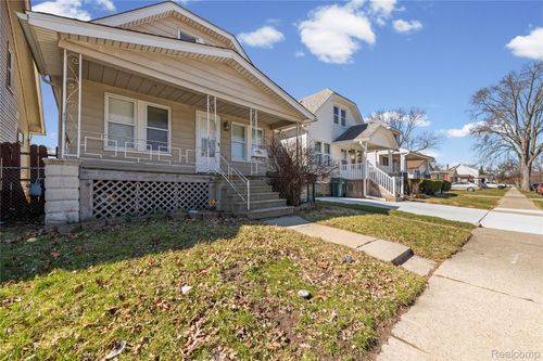 705 Cleophus Parkway, Lincoln Park, MI, 48146 | Card Image