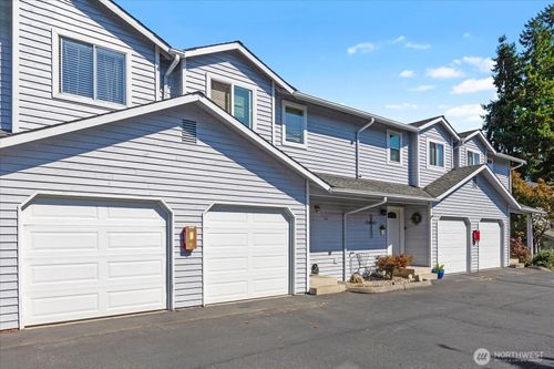 a4-21225 76th Ave W, Edmonds, WA, 98026-7516 | Card Image