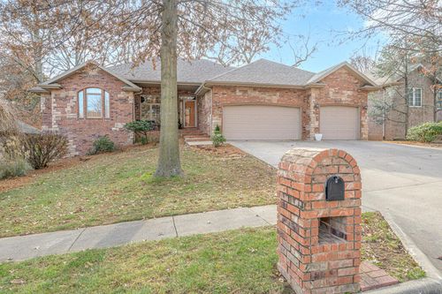 2992 W Nottingham St, Springfield, MO, 65810-2881 | Card Image