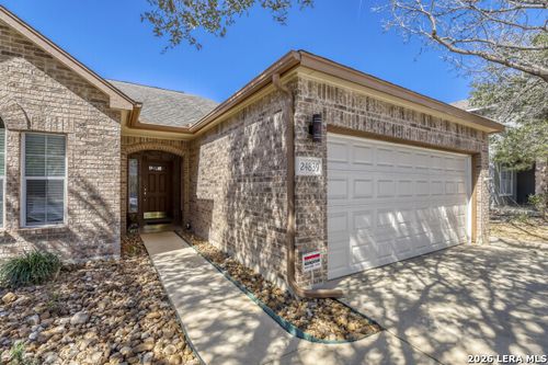 24839 Crescent Run, San Antonio, TX, 78258-2753 | Card Image