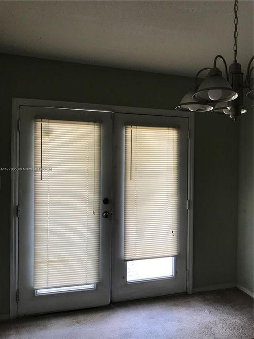 apt-37-1951 N Meridian Rd, Tallahassee, FL, 32303-5251 | Card Image