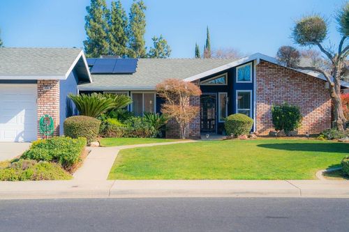 435 Bliss Avenue, Clovis, CA, 93611 | Card Image