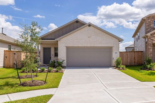 16419 Windy Cove Ct, Conroe, TX, 77302-1523 | Card Image