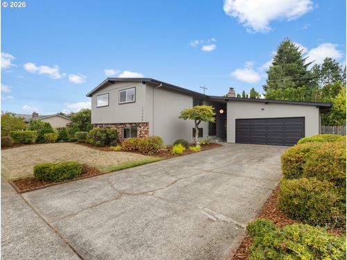 17355 Ne Wasco St, Portland, OR, 97230-6344 | Card Image