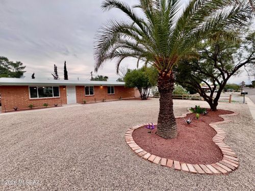 6808 E Koralee Street, Tucson, AZ, 85710 | Card Image