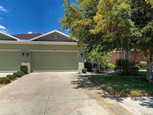 275 Capulet Dr, VENICE, FL, 34292-1308 | Card Image