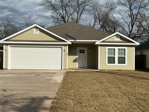 1981 W Bond St, Denison, TX, 75020-1626 | Card Image