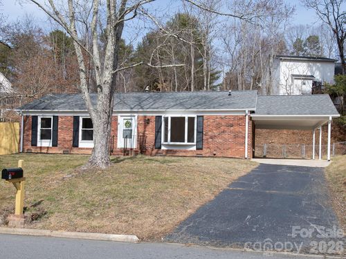 9 Lynwood Circle, Asheville, NC, 28806 | Card Image