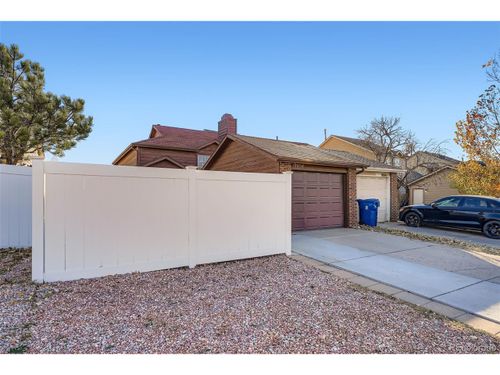 19054 E 16th Ave, Aurora, CO, 80011-5276 | Card Image