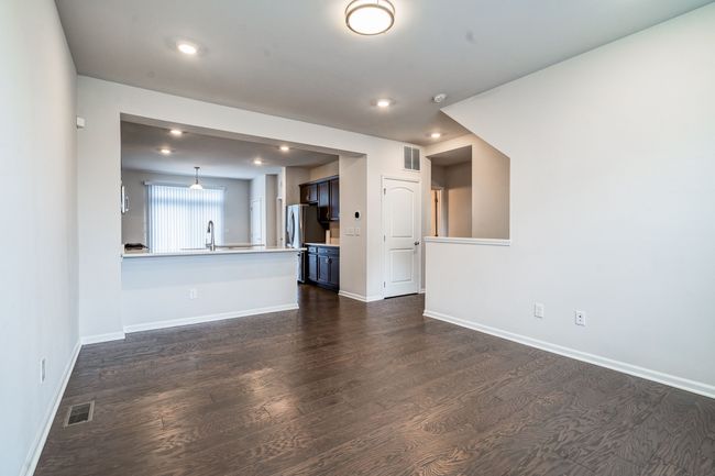 49791 Lantern Way, Condo with 2 bedrooms, 3 bathrooms and null parking in Canton MI | Image 6